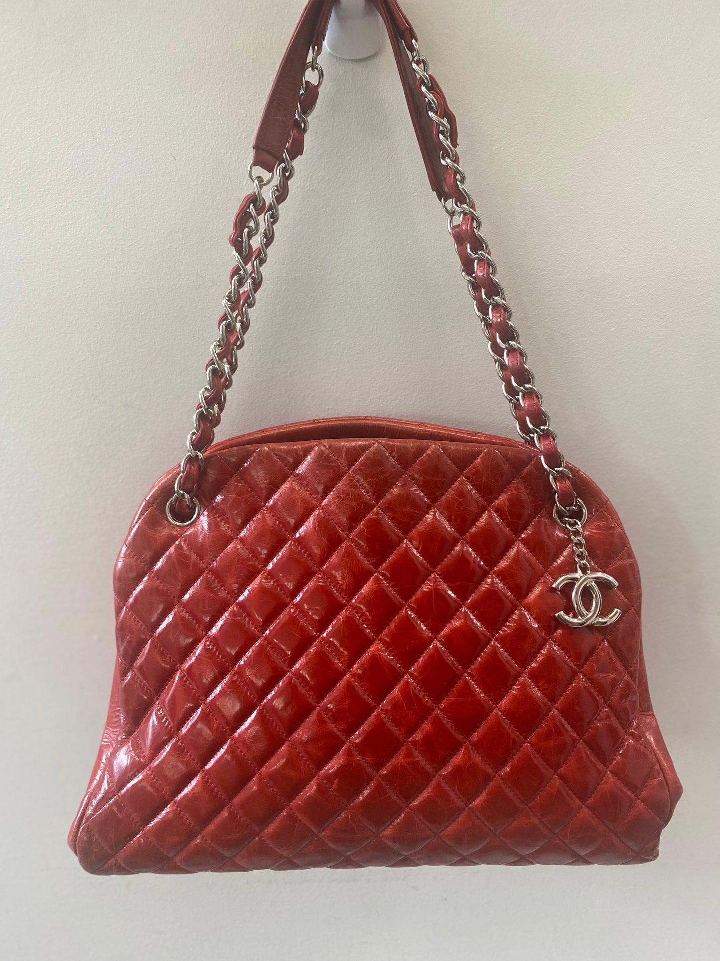 CHANEL CC LARGE QUILTED JUST MADEMOISELLE BOWLING BAG