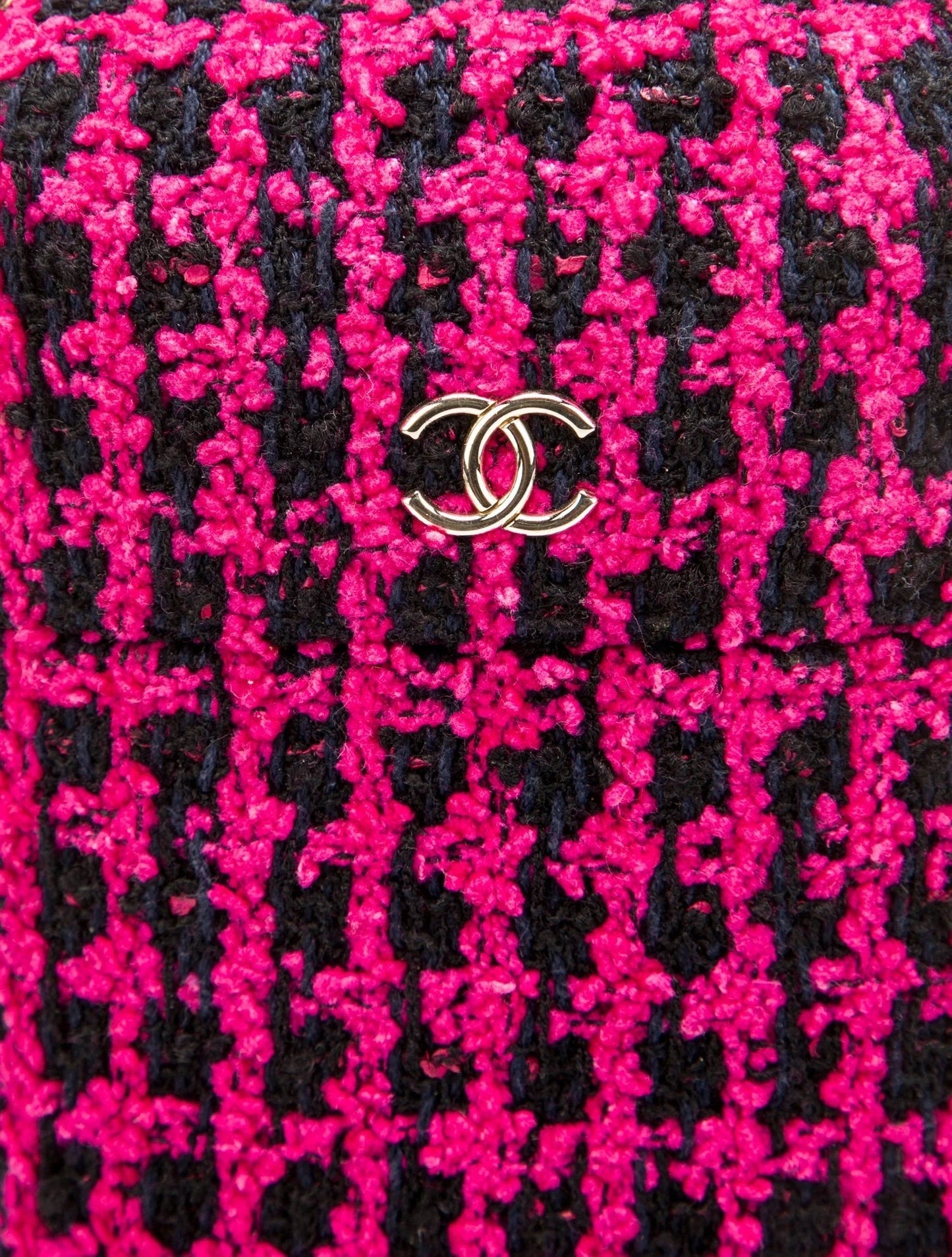 CHANEL CC TWEED PHONE CASE CHAIN BAG