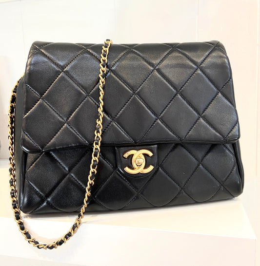 CHANEL QUILTED LAMBSKIN FLAP BAG