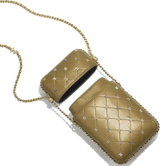 CHANEL CC QUILTED DIAMOND BAG/PHONE CASE WITH CHAIN
