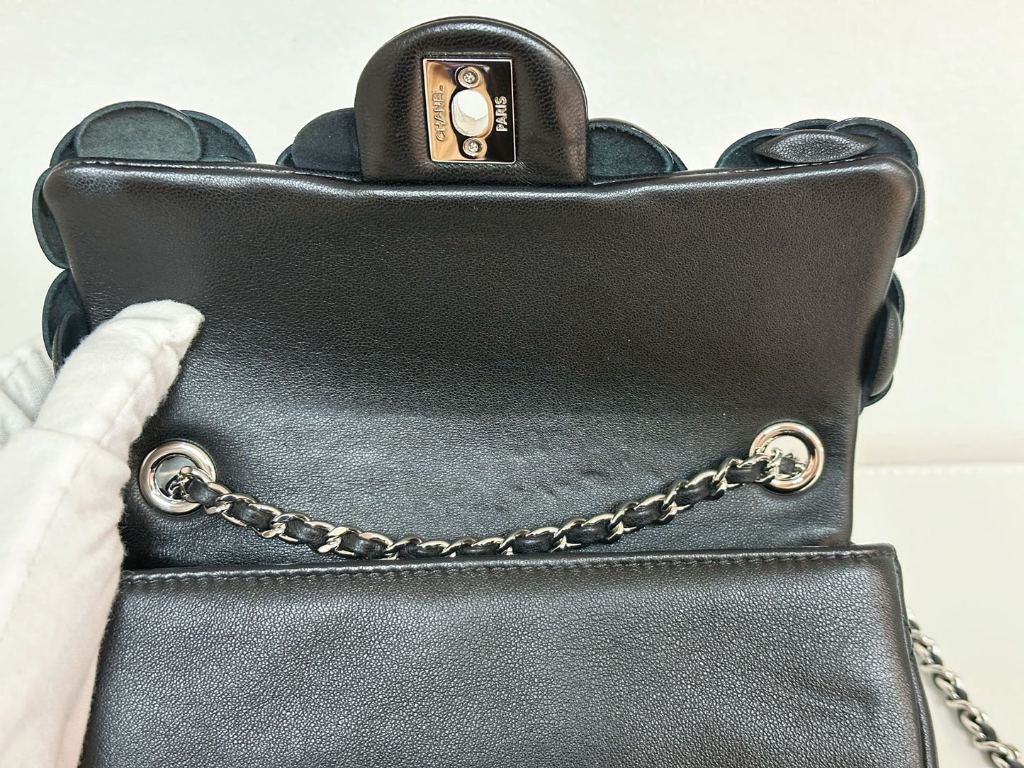 CHANEL Camellia Lambskin Patent Around Flap Crossbody Bag holo card 2246