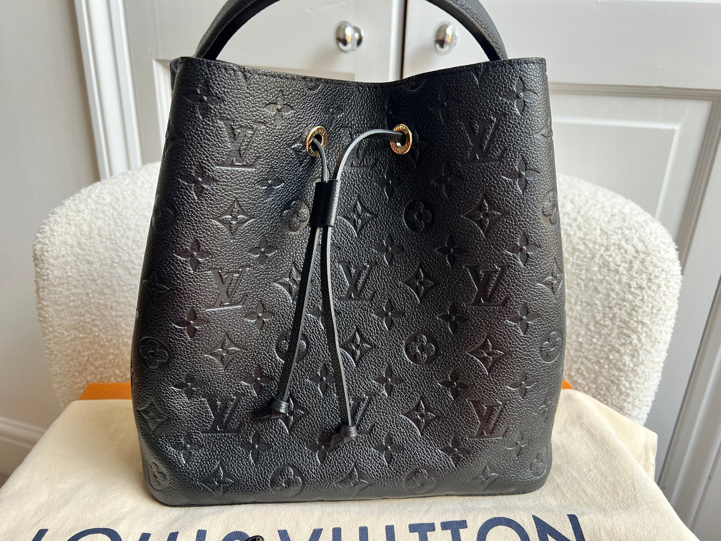 Louis Vuitton Neo Noe MM Bucket Bag Black Empreinte (RRP £2,040)