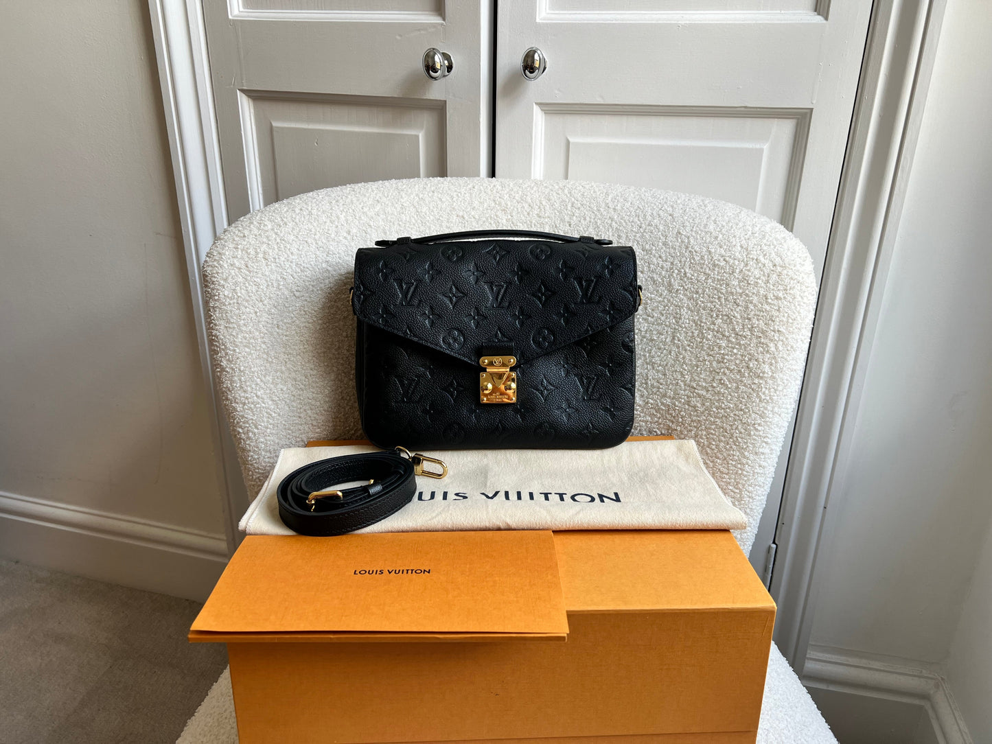 Louis Vuitton Pochette Metis Black Empreinte (RRP £2,200)