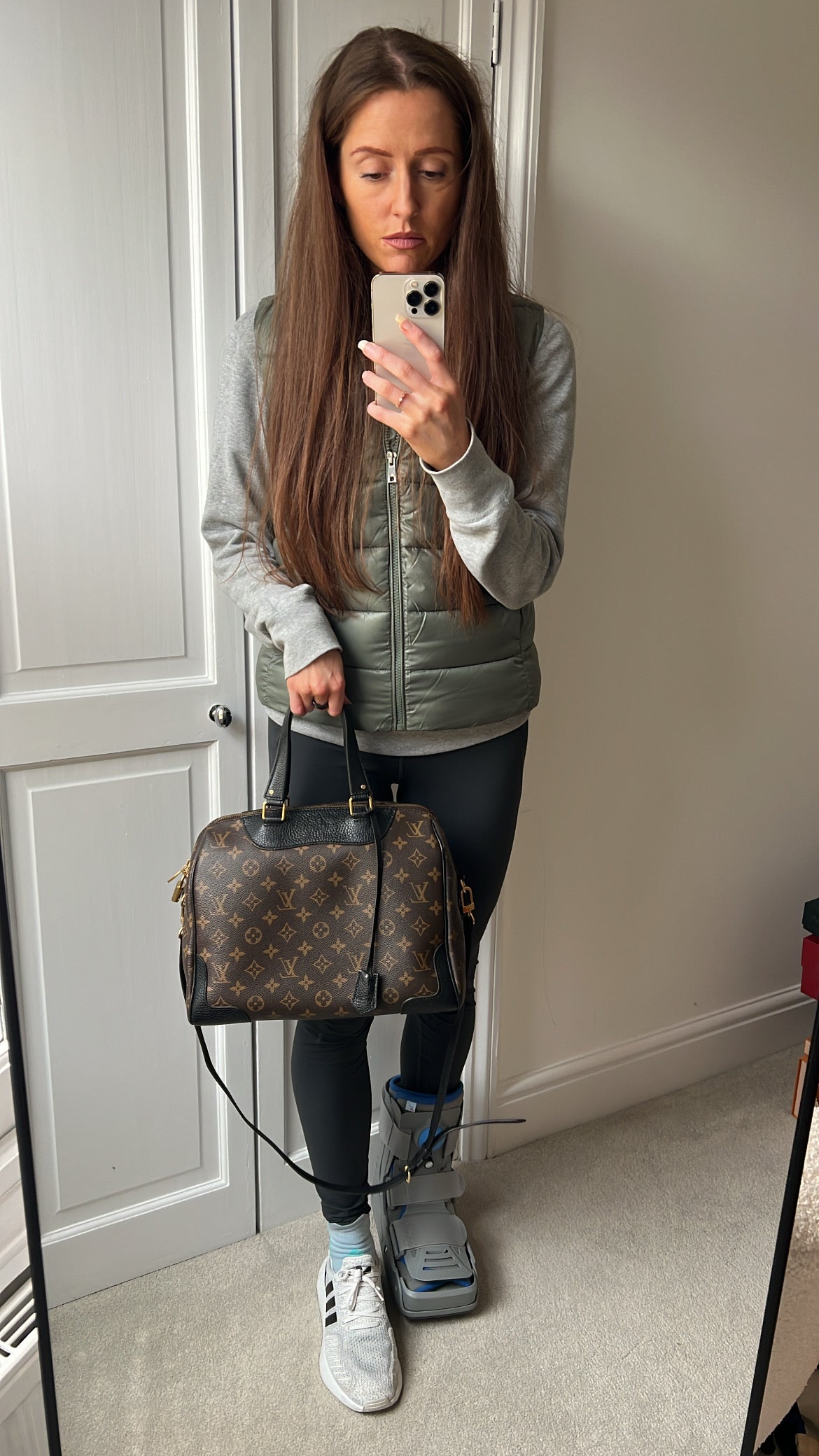 Louis Vuitton Retiro Bag Monogram and Black (RRP £1470)