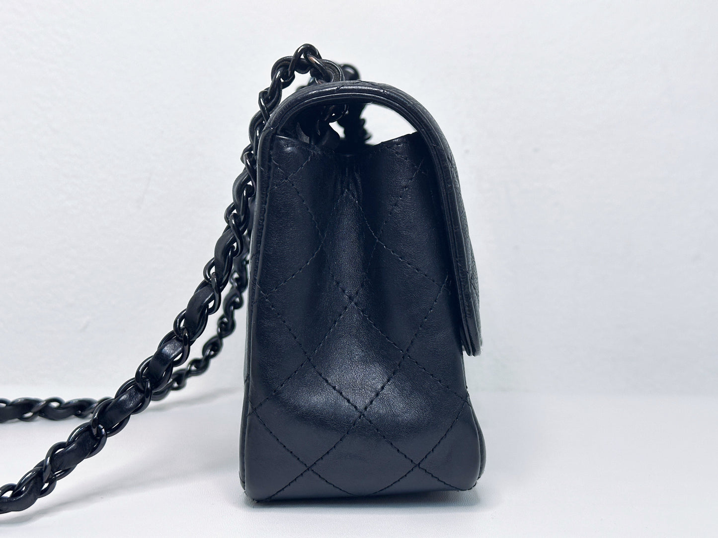 Chanel Quilted Mini Square Flap So Black Crumpled Calfskin 2417 holo card