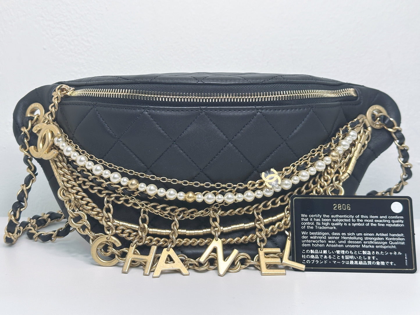 CHANEL 19A BLACK ALL ABOUT CHAINS PEARL FANNY PACK BAG GHW 2806 holo card