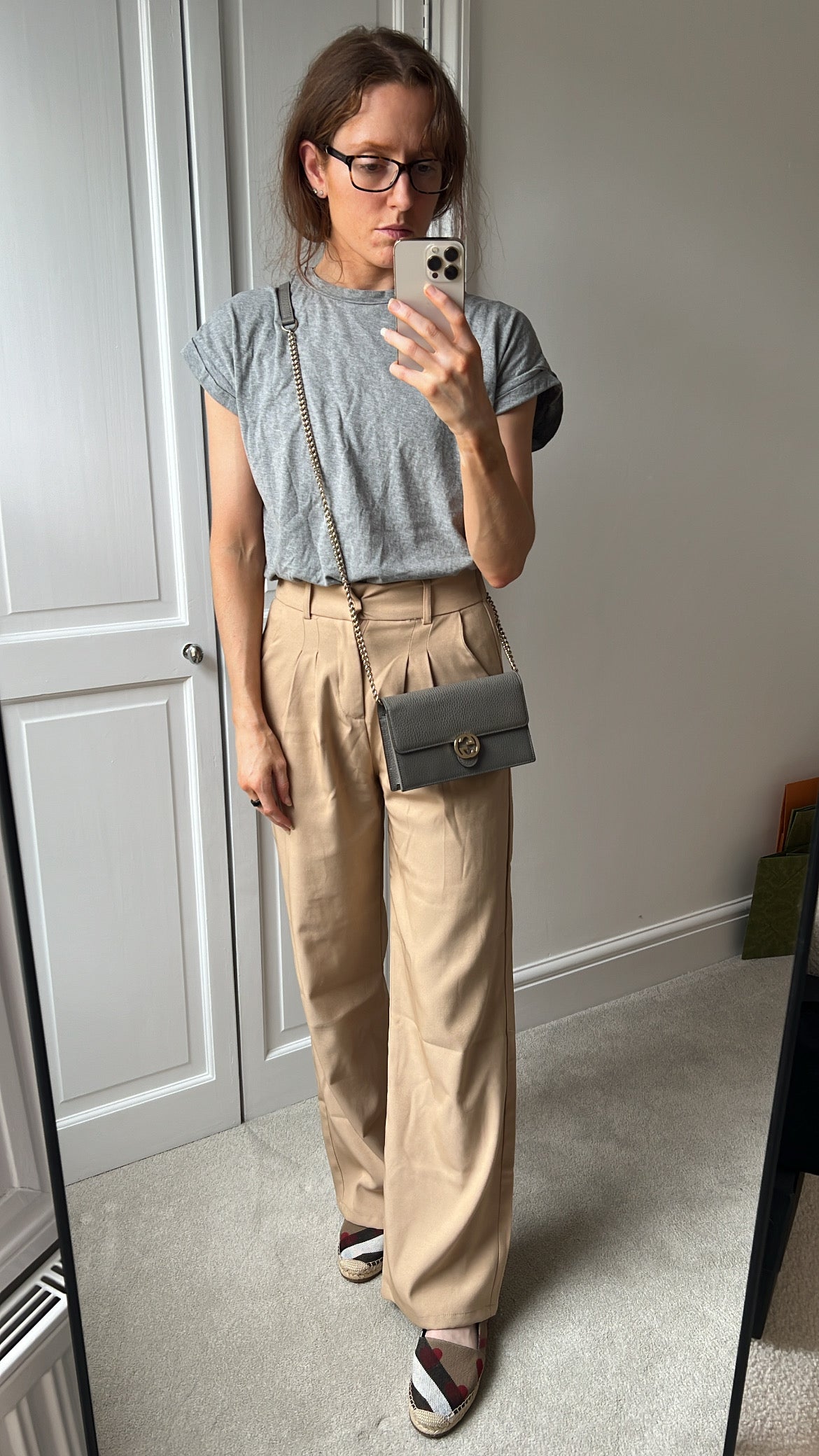 Gucci Dollar Grey Interlocking Chain Wallet