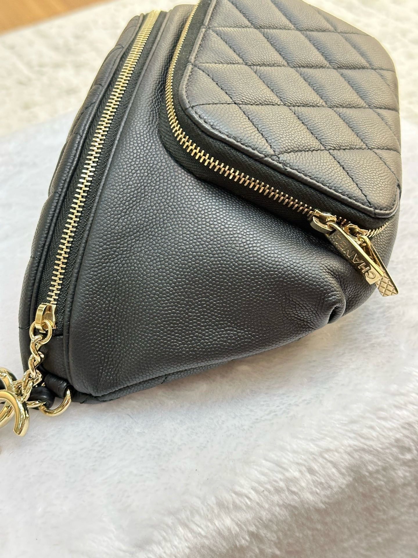 Chanel Black Quilted Caviar Leather Business Affinity Waist Belt Bag 27 holo card