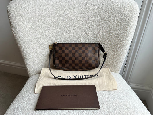 Louis Vuitton Pochette Accessoires Damier Ebene