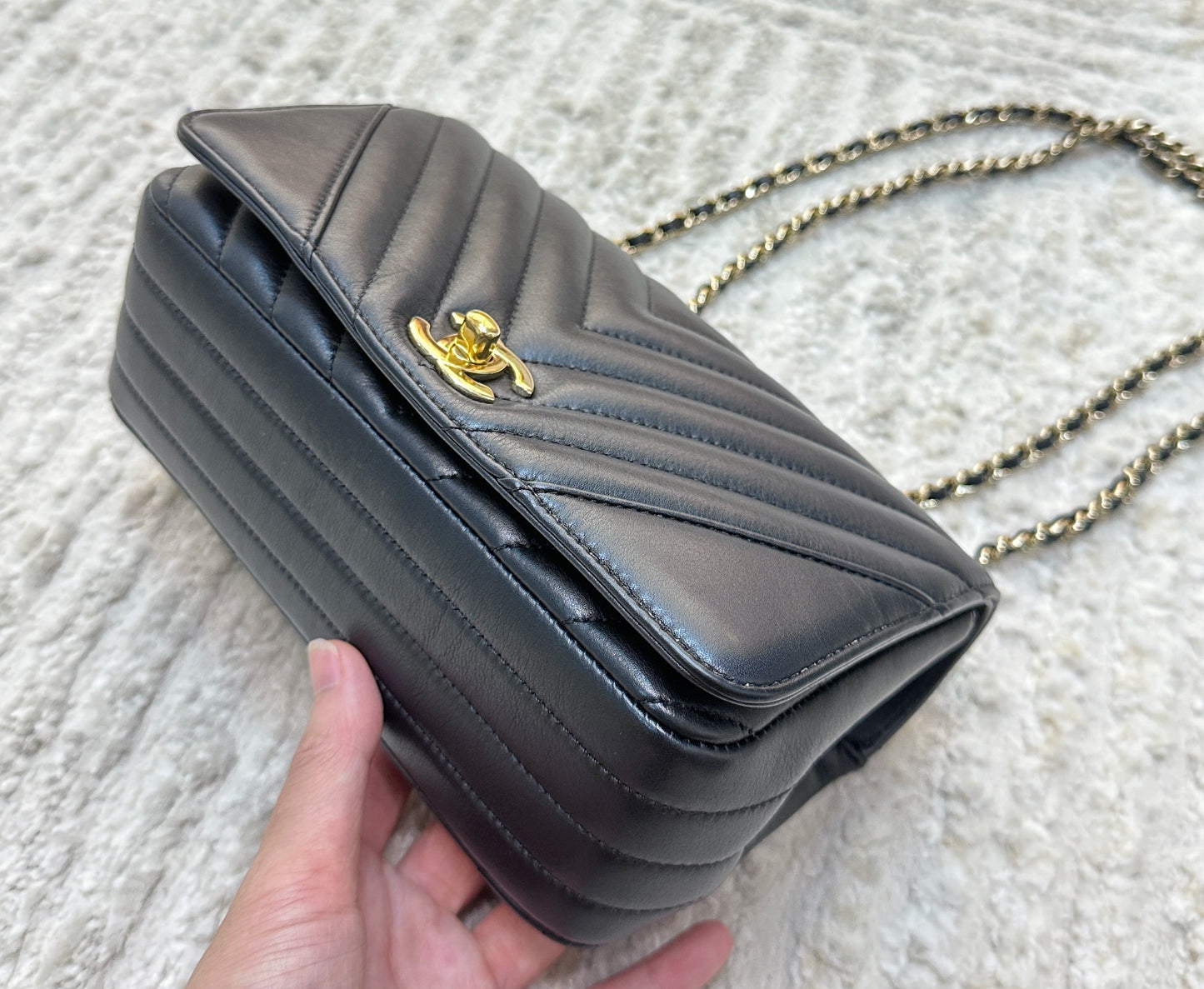 CHANEL Calfskin Chevron Quilted Mini Statement Flap Black