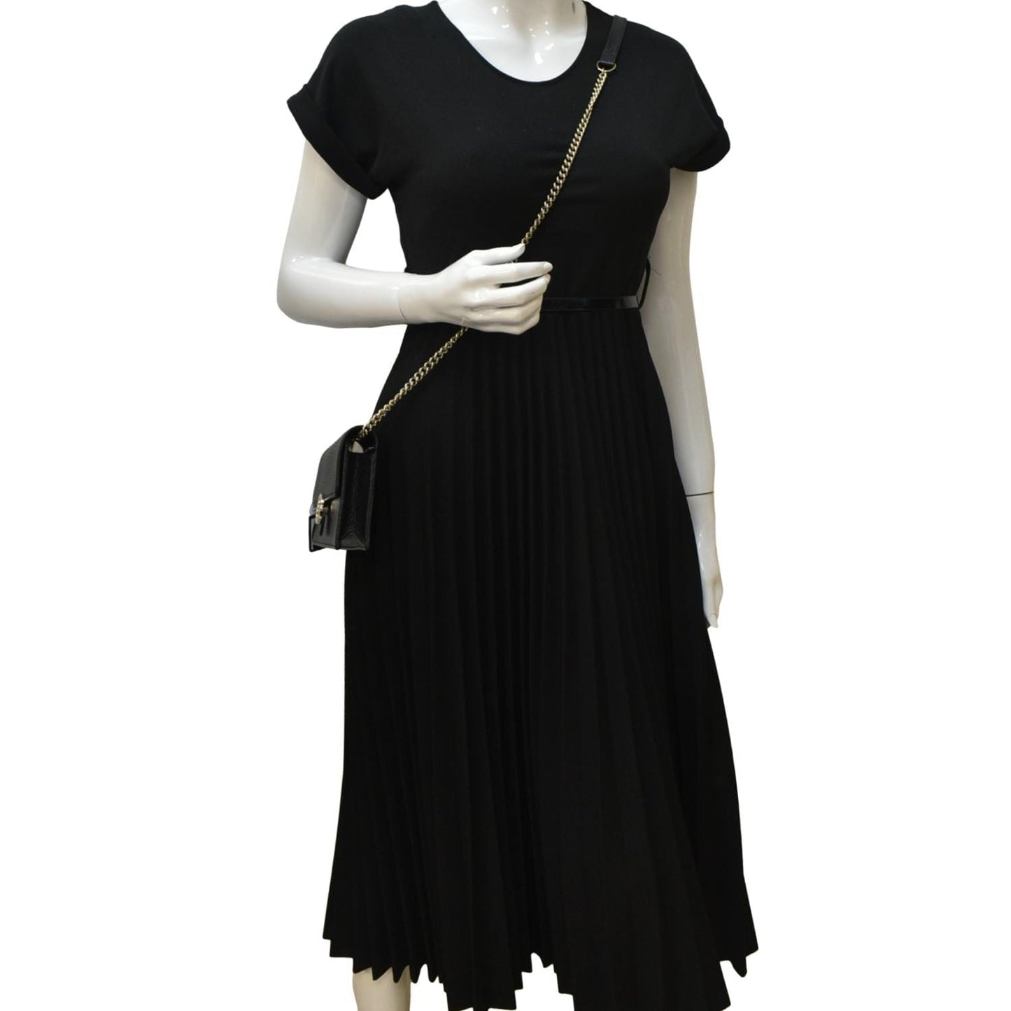 GUCCI GG Interlocking Pebbled Leather Crossbody Bag Black 615523