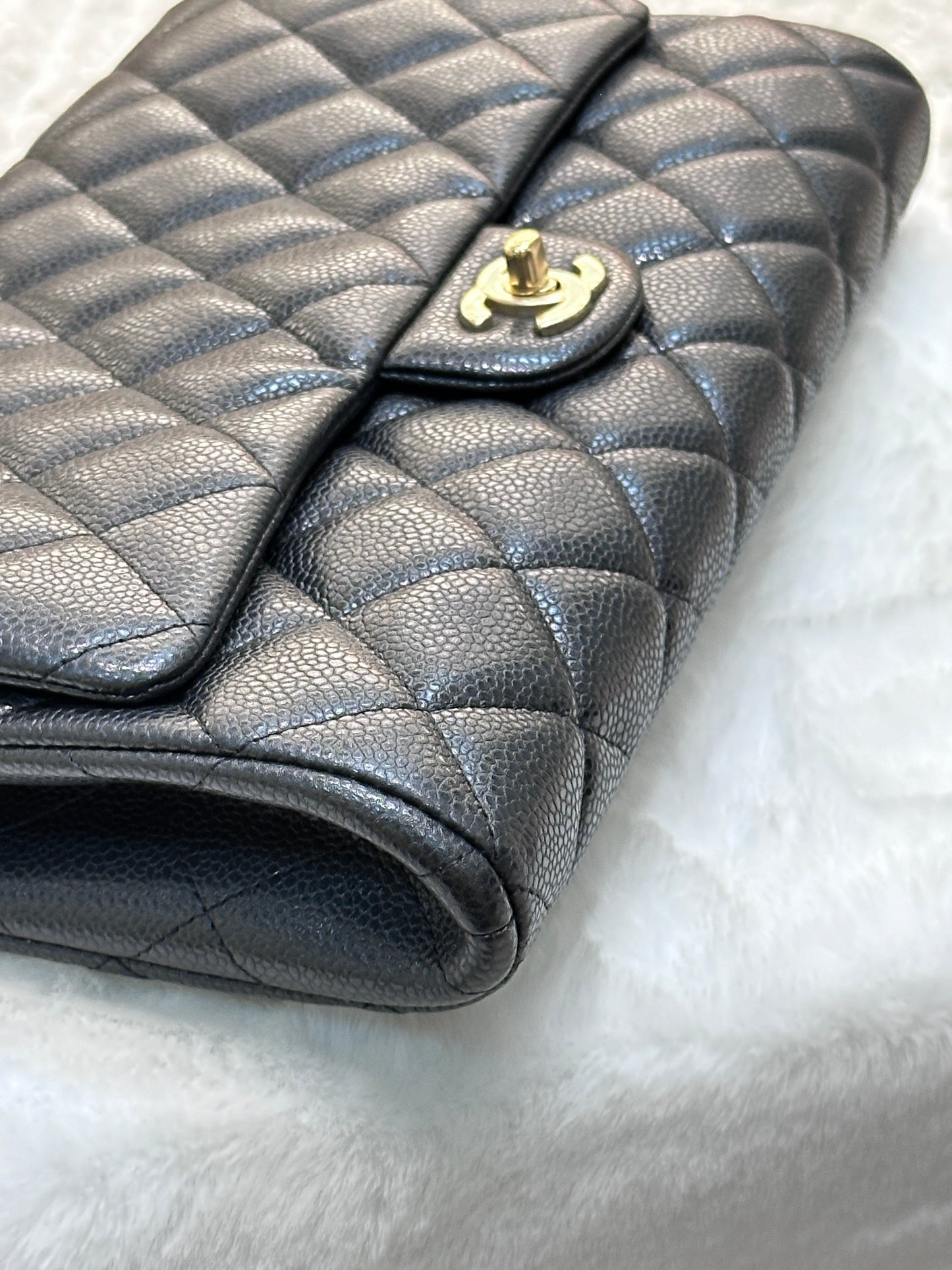 CHANEL Caviar Quilted Clutch With Chain Flap Black GHW