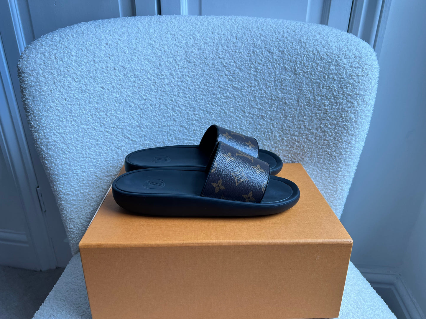 Louis Vuitton Waterfront Monogram Sliders Size 37 (RRP £495)