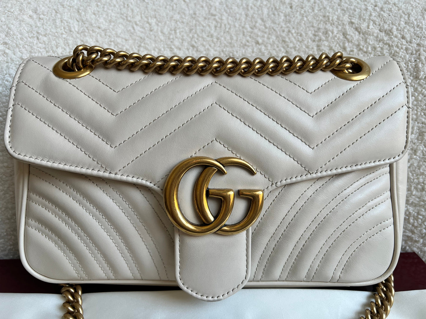 Gucci GG White Marmont Small Shoulder Bag (RRP £1890)