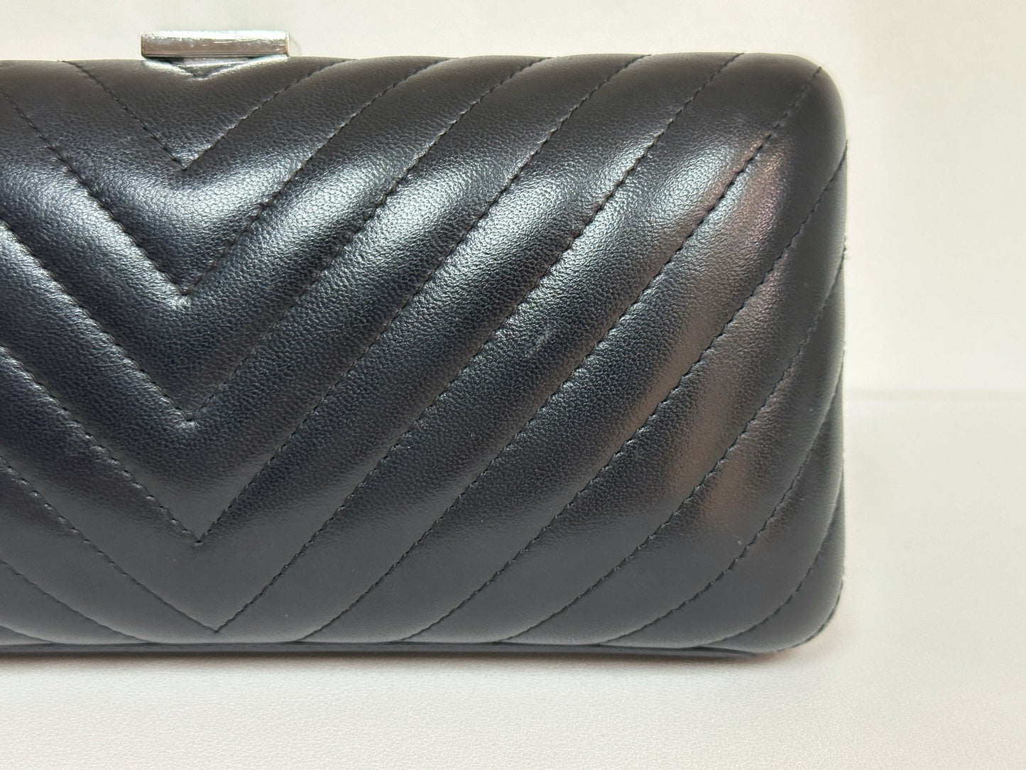 Chanel Chevron Metallic Fringe Clutch 2572 holo card
