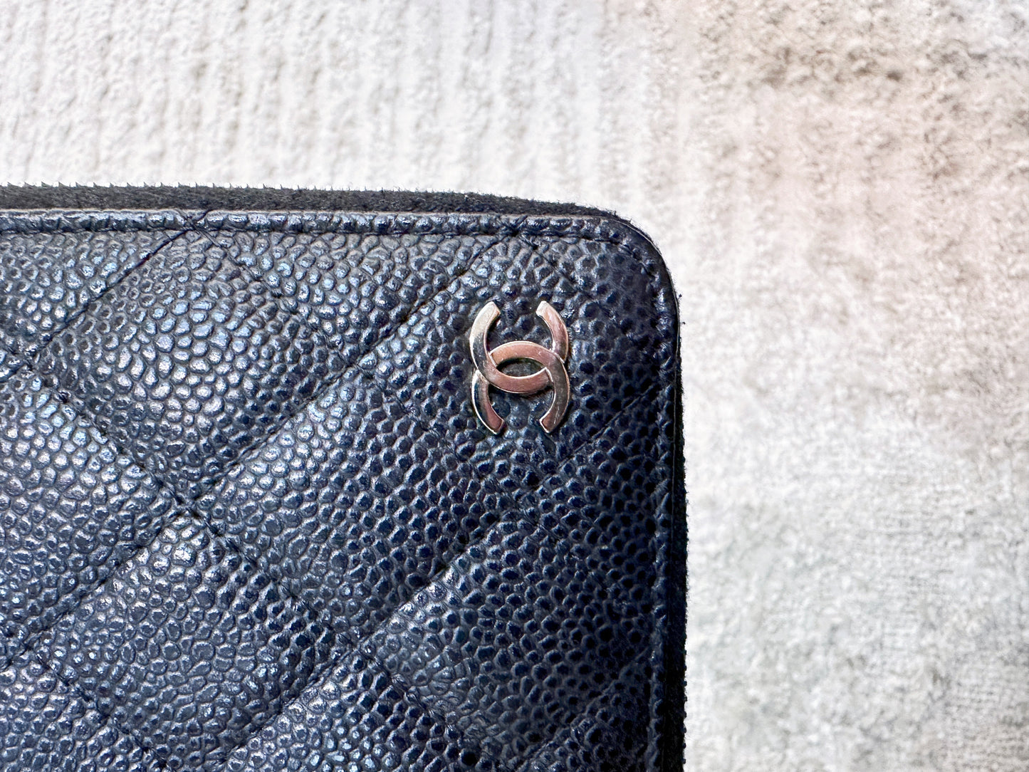 CHANEL Caviar Quilted Zip Around Notebook Agenda Cover Black