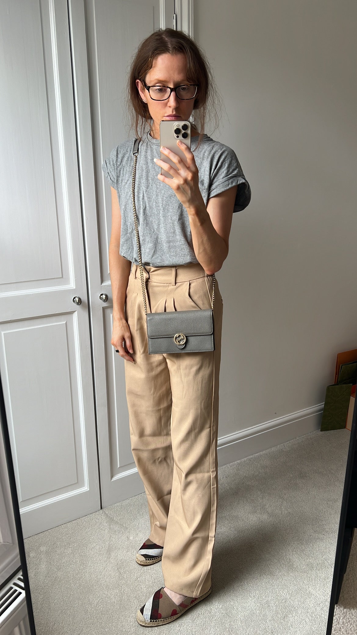 Gucci Dollar Grey Interlocking Chain Wallet