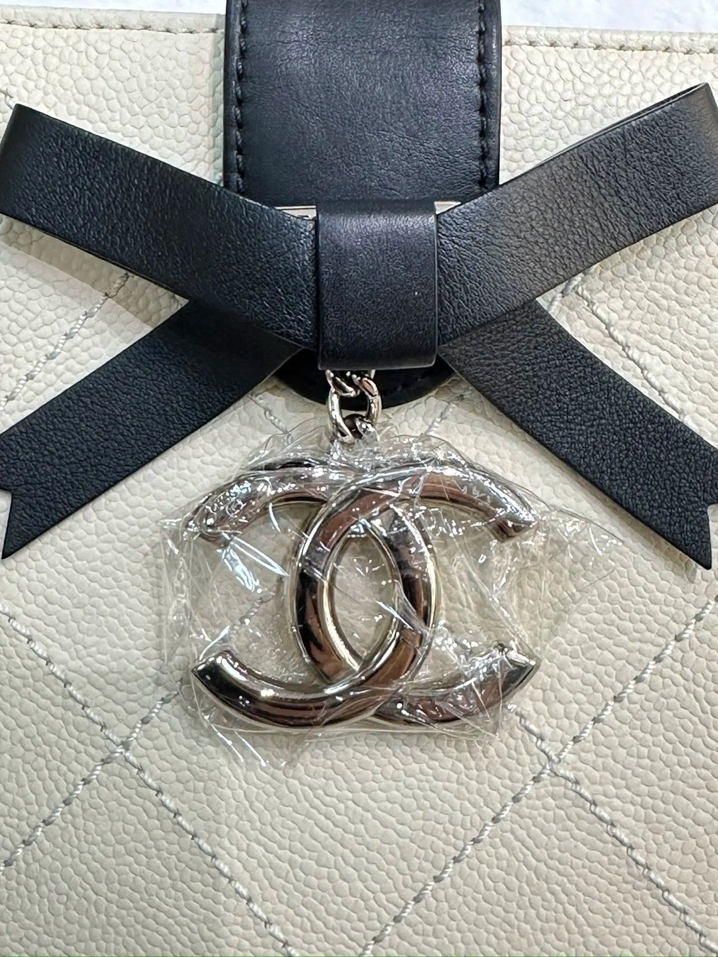 Chanel Medium Off White/Black Quilted Leather Drawing Portfolio Bag