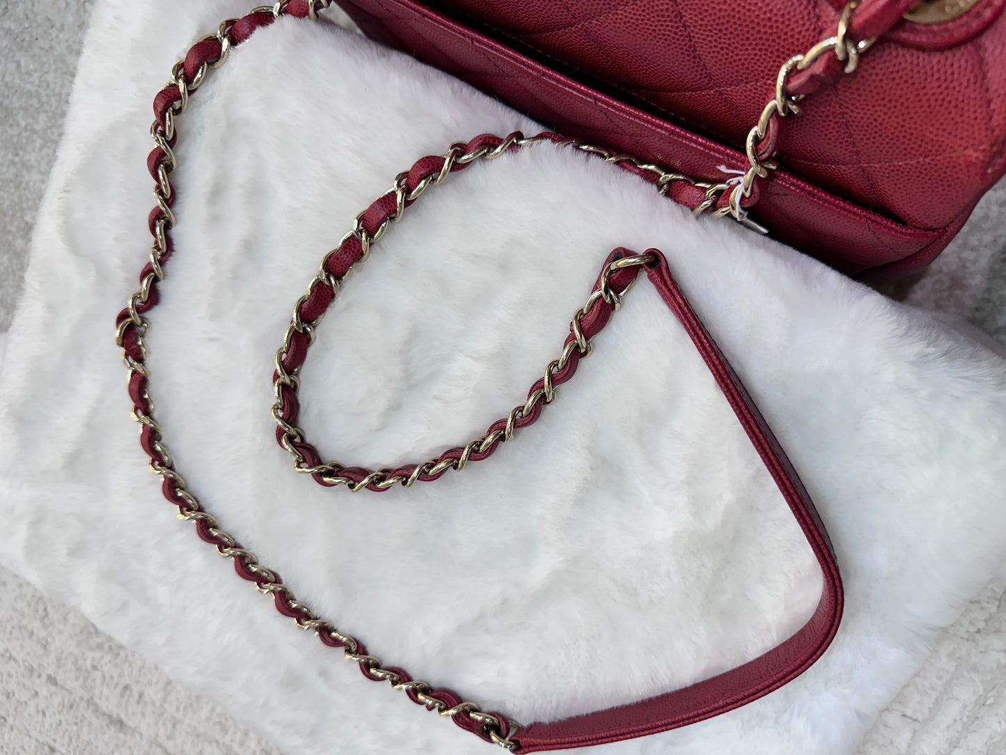 CHANEL Small Business Affinity Bag Red
