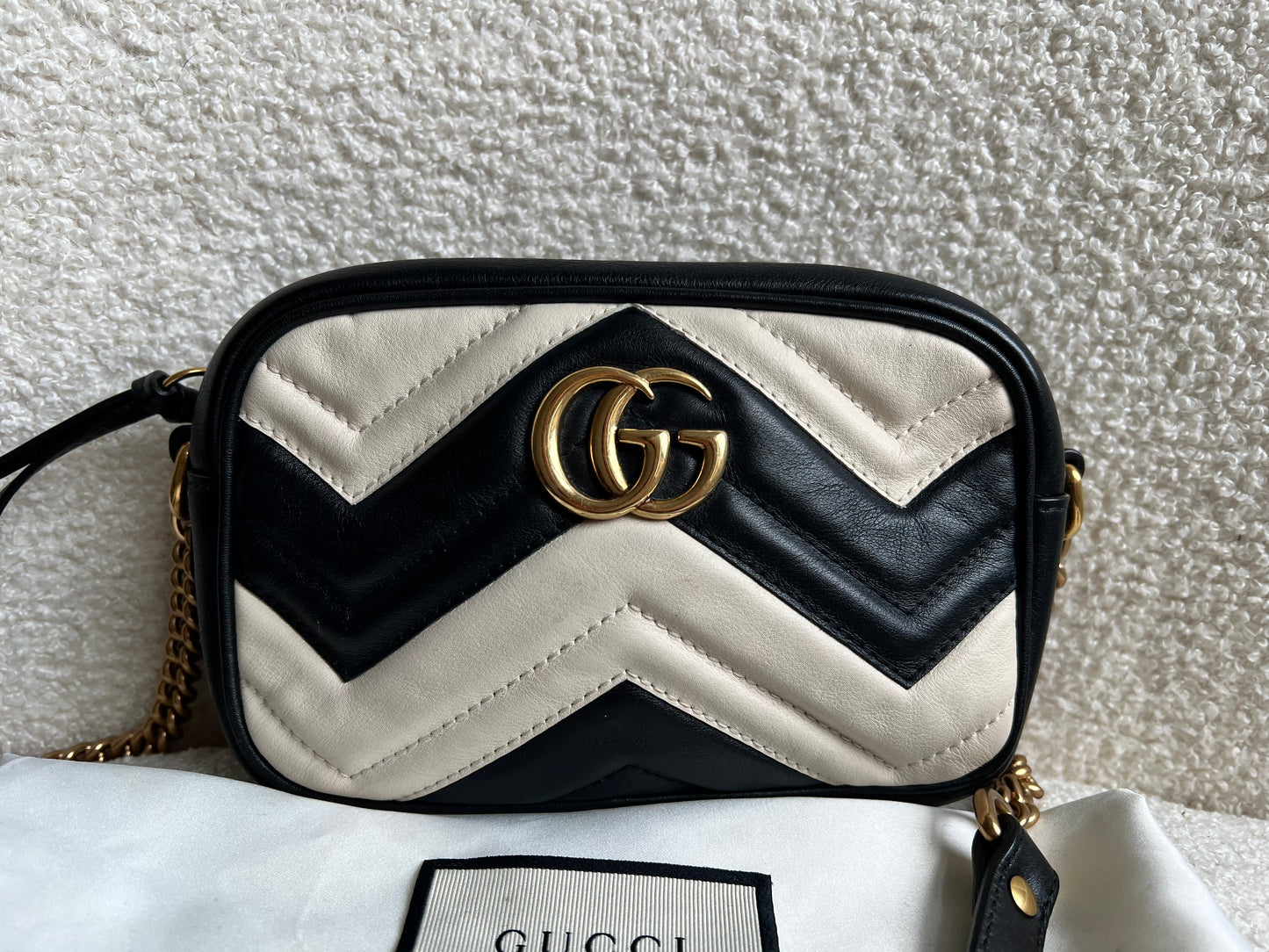 Gucci GG Black and White Marmont Mini Shoulder Bag (RRP £1,360)