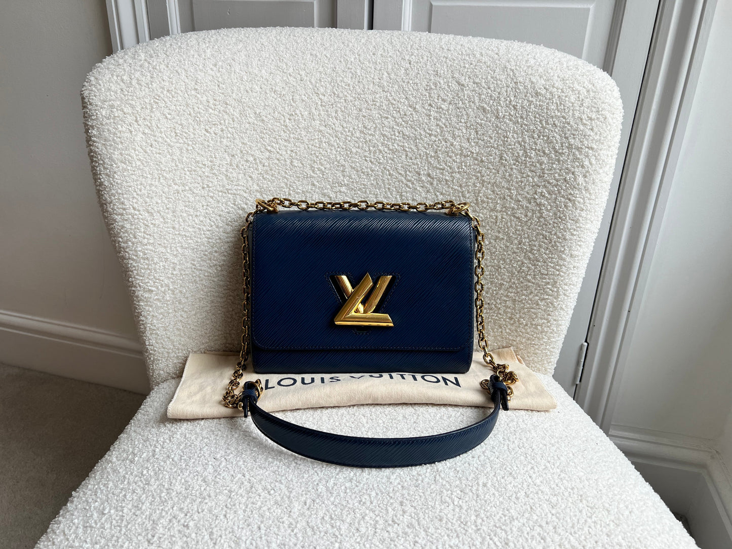 Louis Vuitton Navy Blue Twist MM Shoulder Bag (RRP £3450)