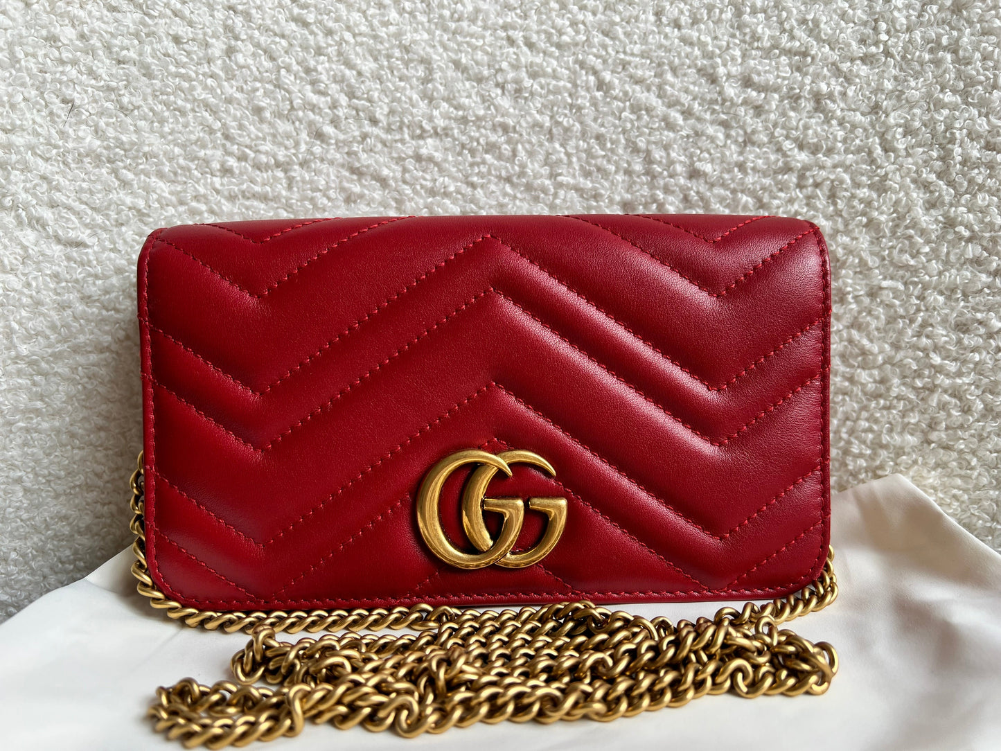 Gucci GG Hibiscus Red Marmont 2.0 Flap Chain Bag