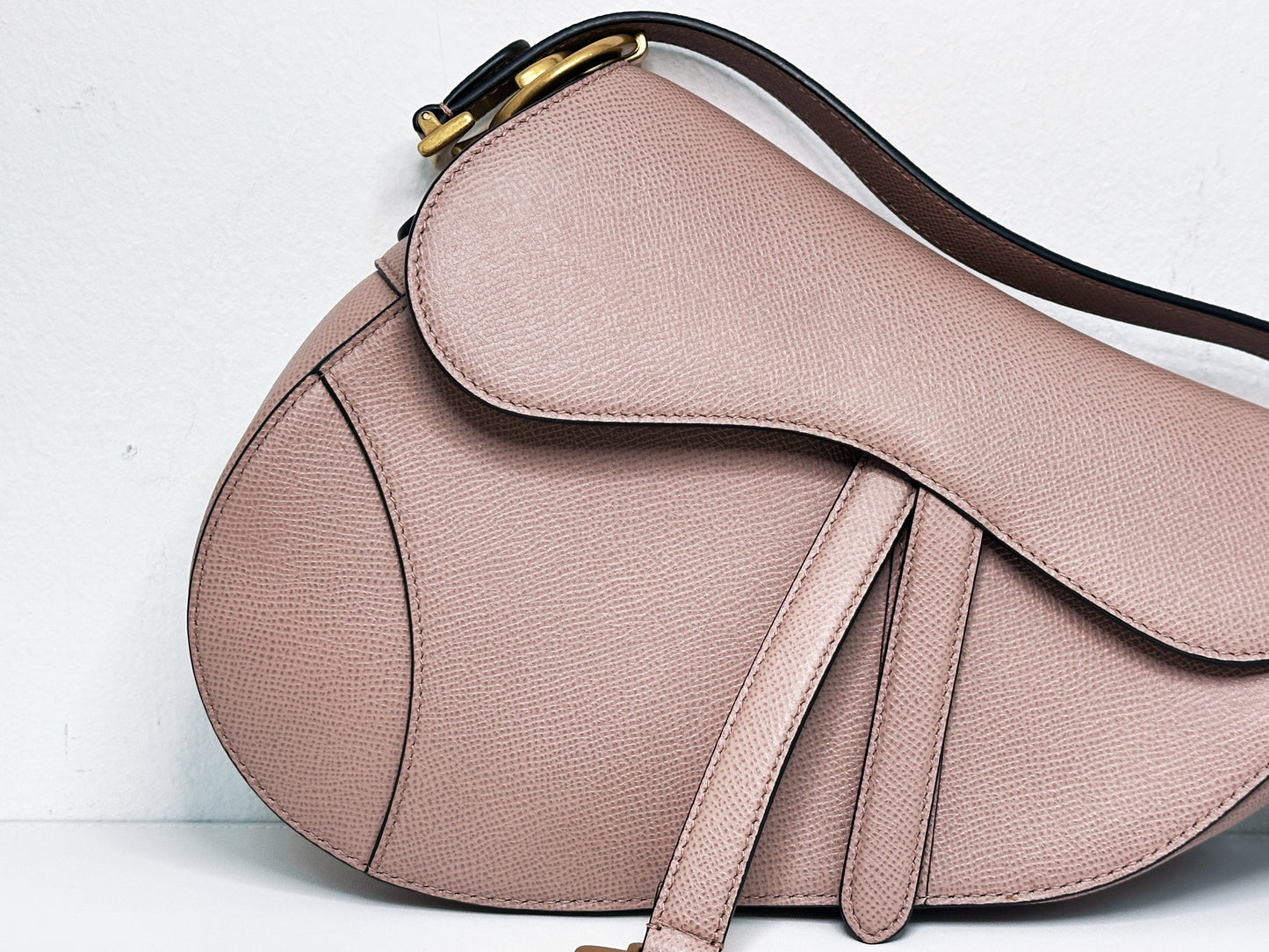 Christian Dior Saddle Bag with Strap Golden Saddle Nude Brush Grained Calfskin 2023 year