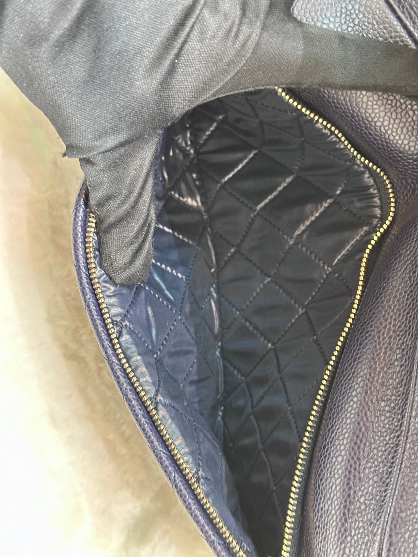 Chanel Beauty CC Clutch Quilted Caviar Blue