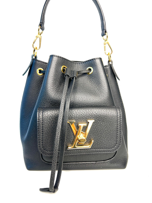 Louis Vuitton Lockme Bucket MM Noir Black Leather Shoulder Bag