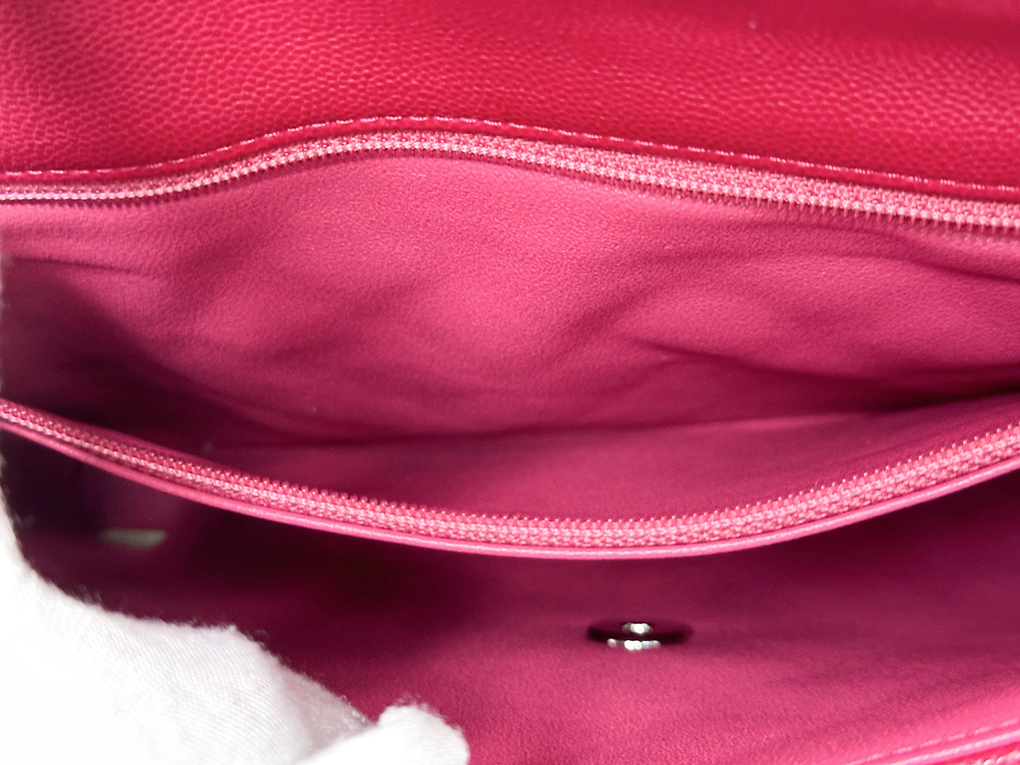 Chanel Flap Clutch Bag Red Caviar SHW 2645 holo card