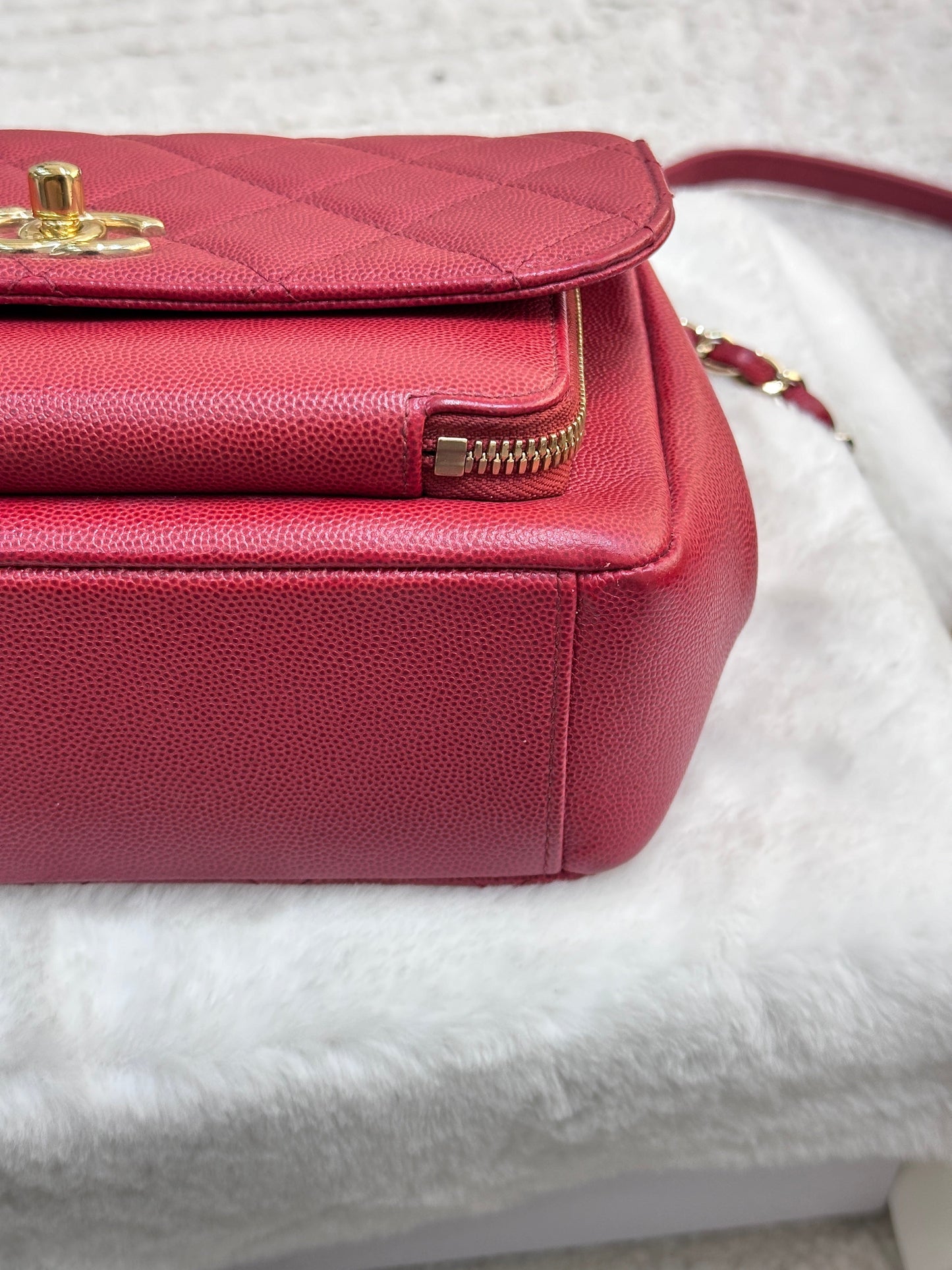 CHANEL Small Business Affinity Bag Red