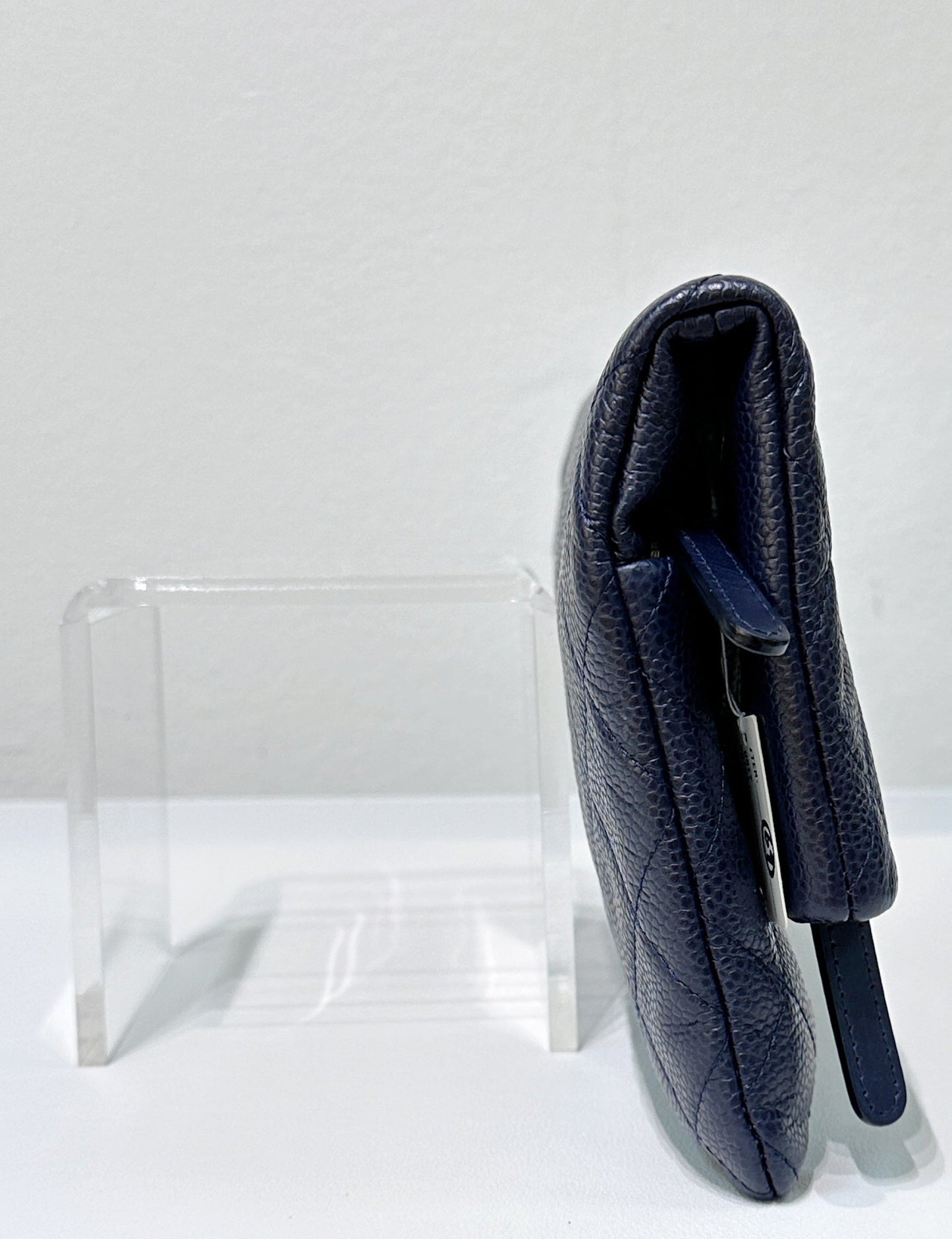 Chanel Beauty CC Clutch Quilted Caviar Blue