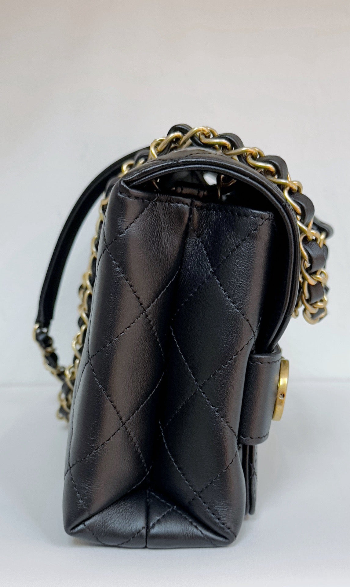 Chanel Calfskin Quilted Small Enchained Flap Black 2955 holo card