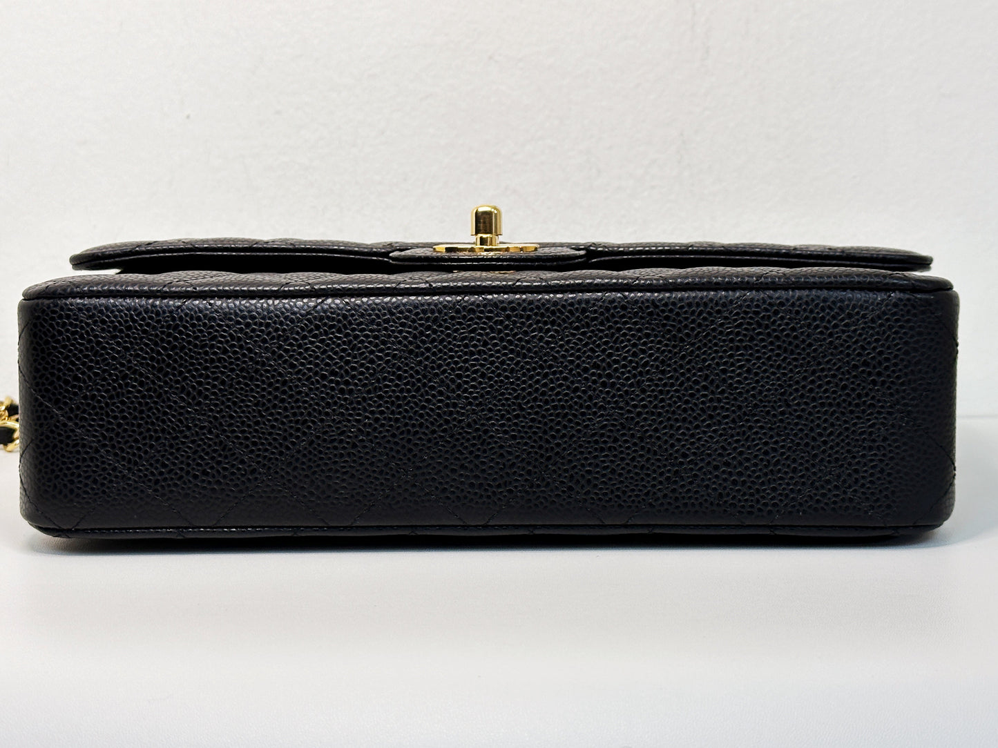 CHANEL Classic Double Flap Medium Shoulder Bag Black Caviar 24k GHW 1125 holo card