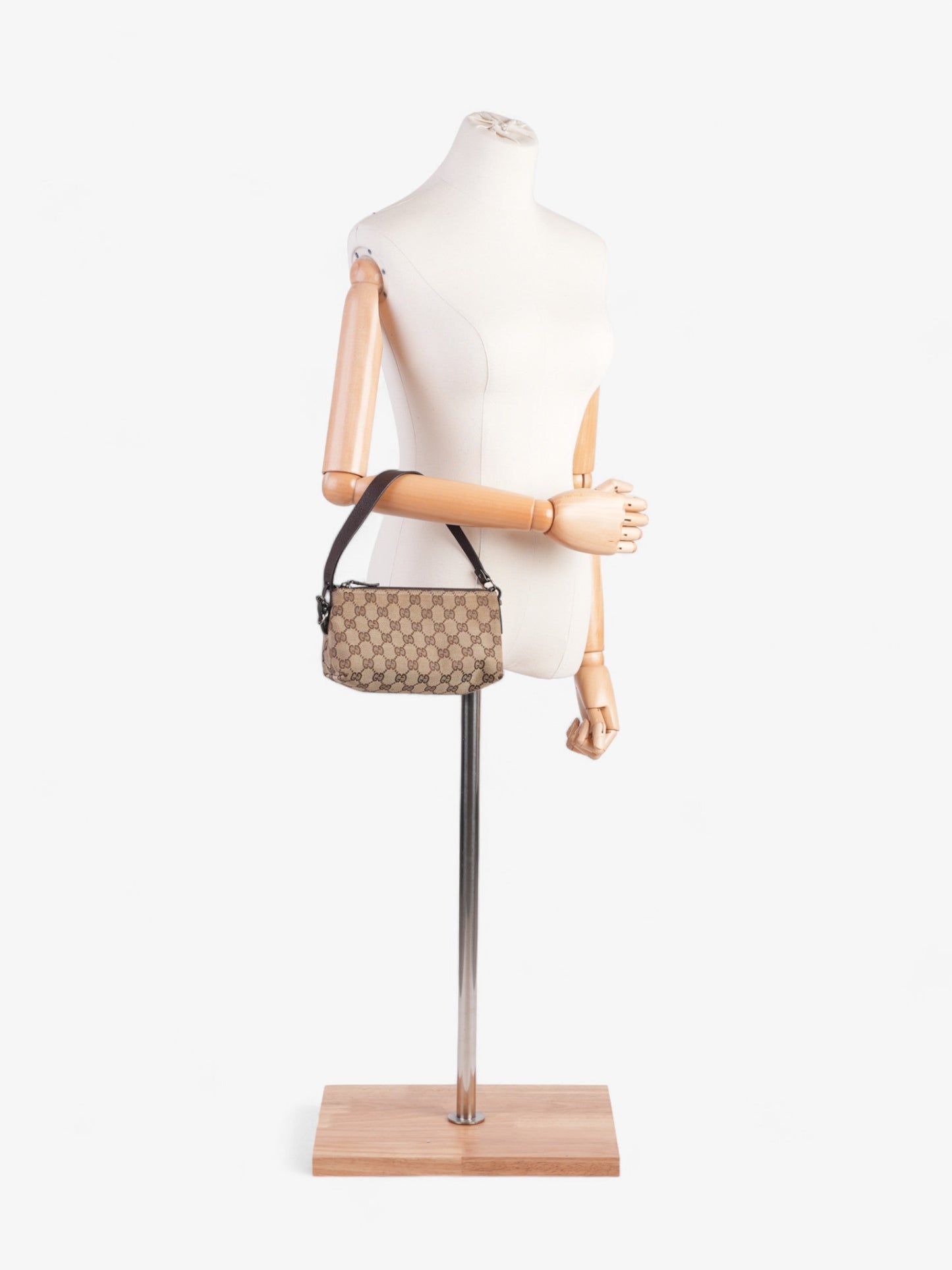 Gucci GG Pochette GG Supreme / Brown Coated Canvas