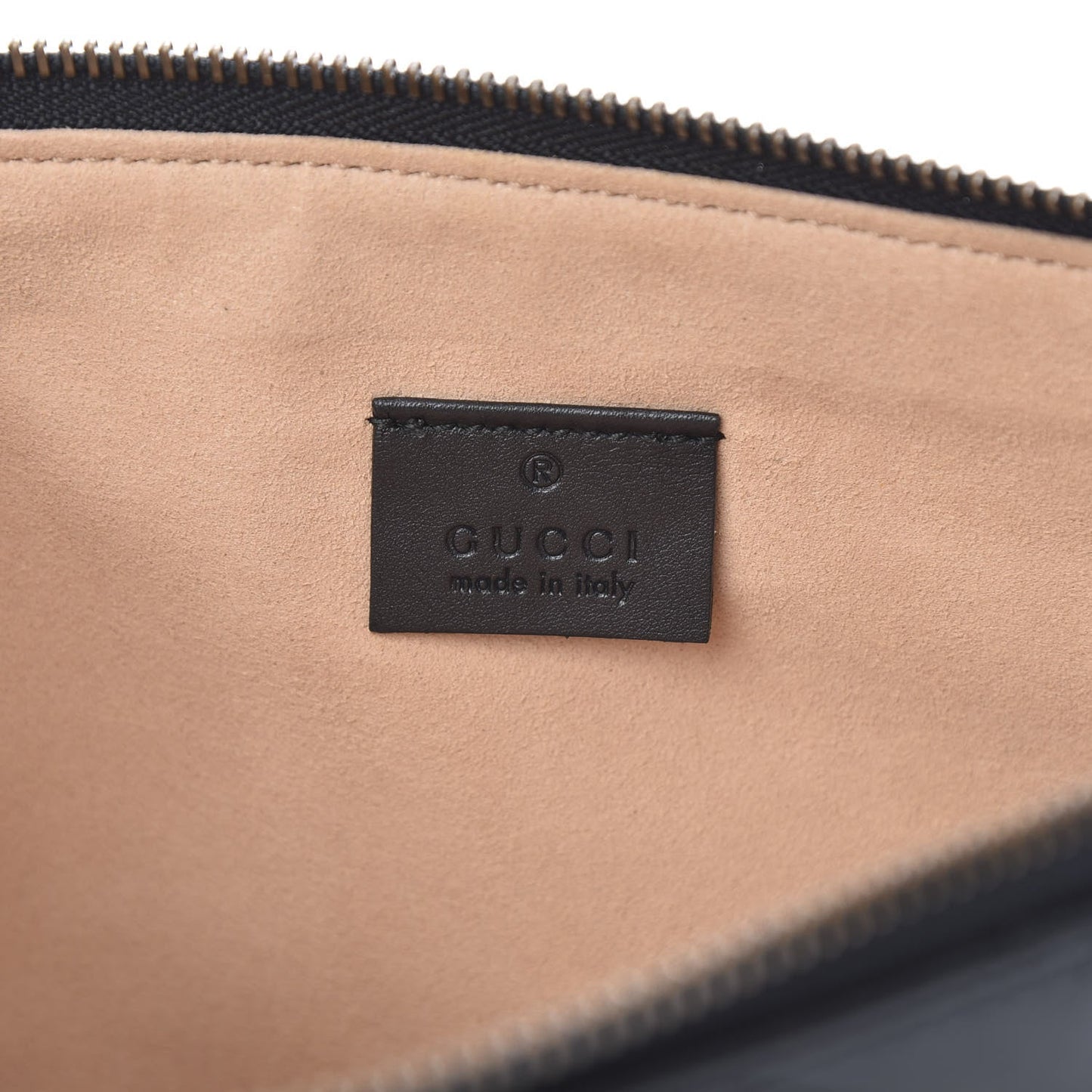 GUCCI GG MARMONT SMALL MATELASSE CALFSKIN LEATHER WRISTLET CLUTCH