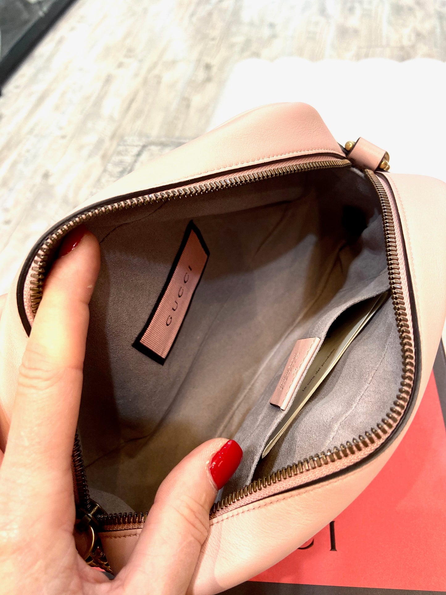 GUCCI GG MARMONT CALFSKIN MATELASSE GUCCI GHOST SHOULDER BAG