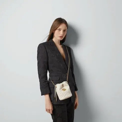 GUCCI GG MARMONT MINI QUILTED LEATHER BUCKET BAG