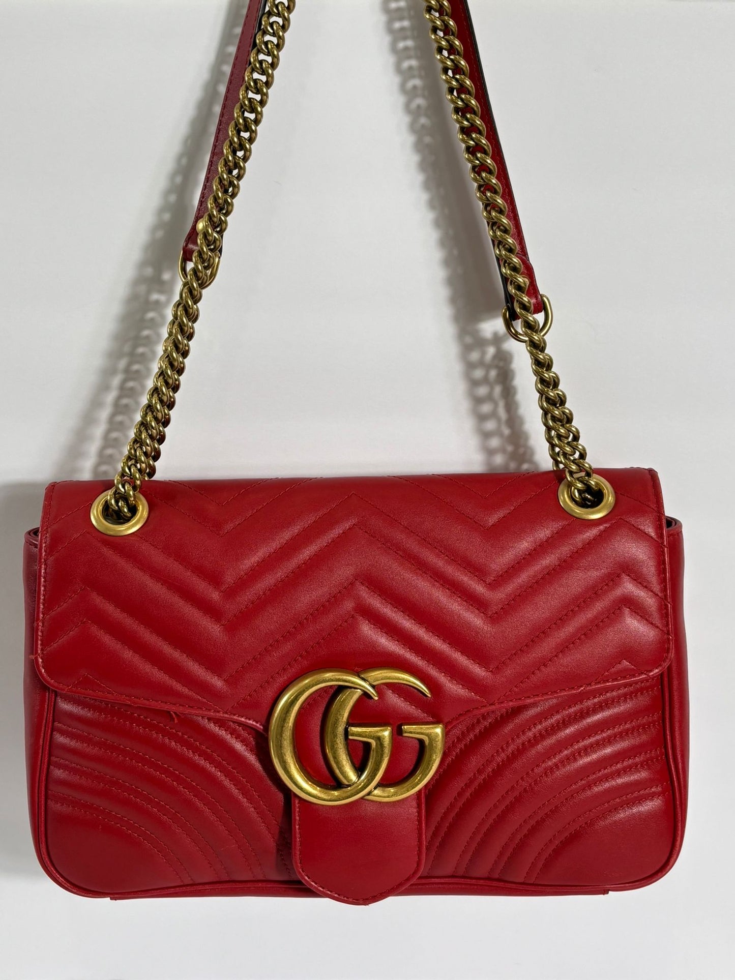 GUCCI GG MARMONT MEDIUM SHOULDER BAG