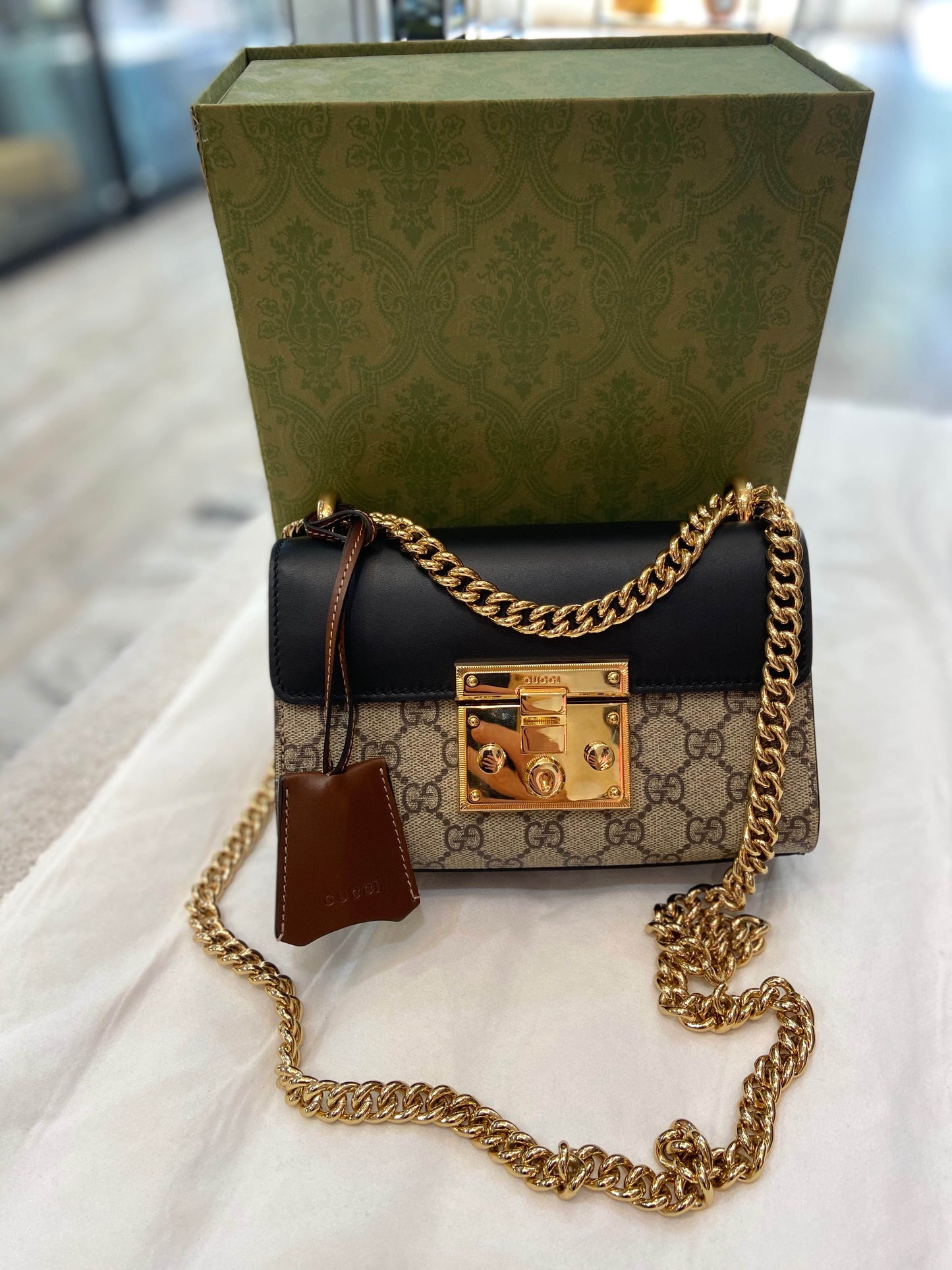 GUCCI PADLOCK SMALL GG SHOULDER BAG