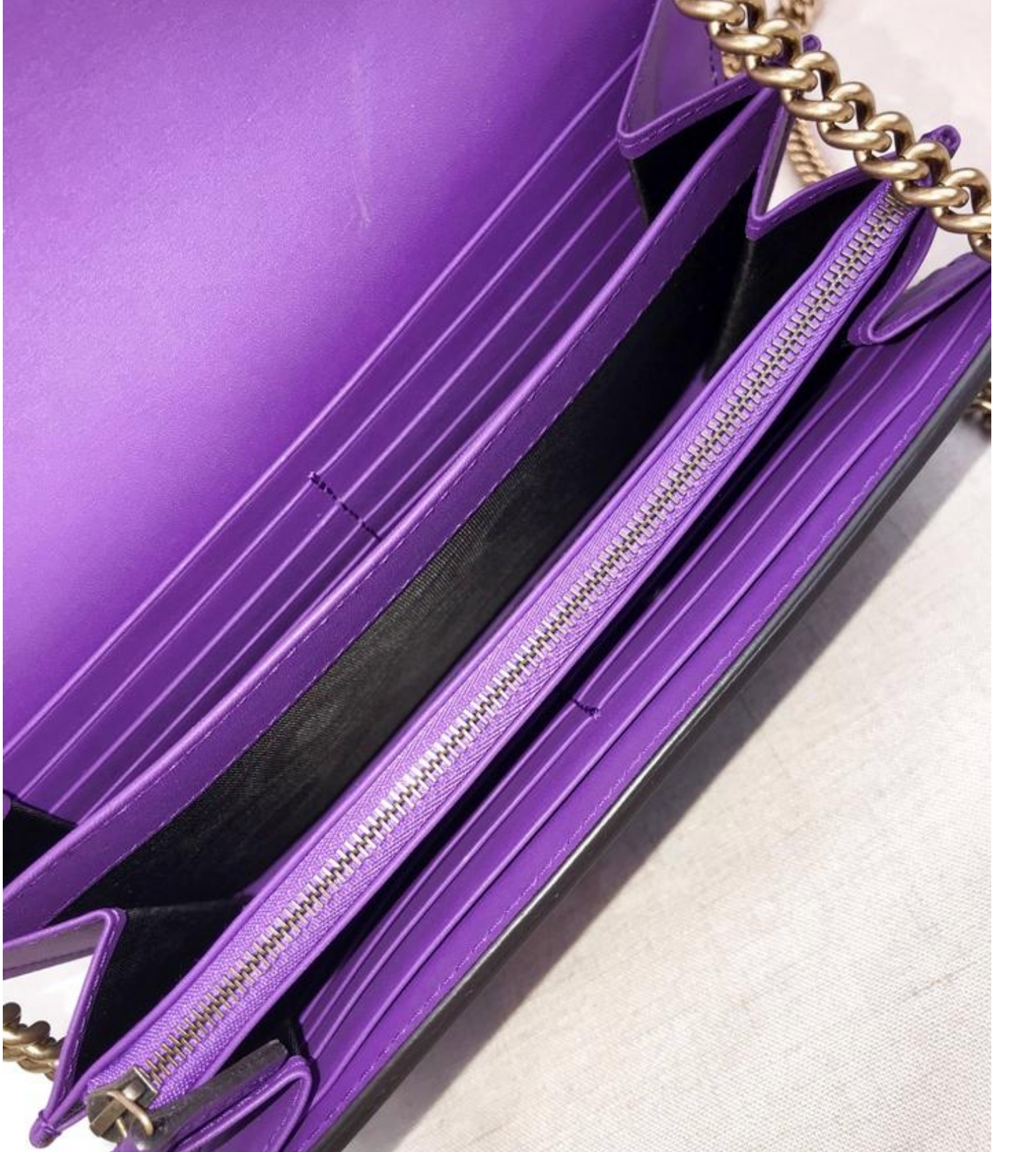 GUCCI Animalier Tiger Head Chain Crossbody Bag