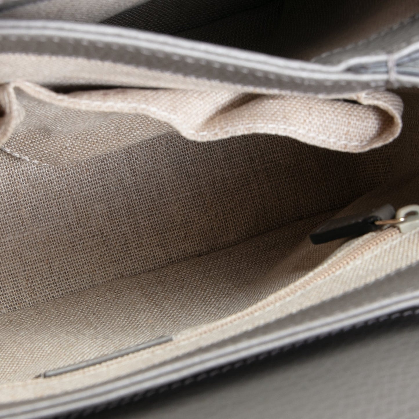 GUCCI Dollar Calfskin Small Interlocking G Top Handle Bag- Grey