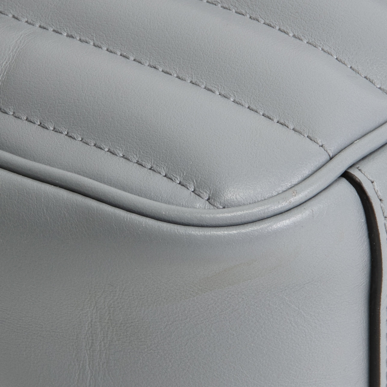 GUCCI Aria Marmont Matelasse Small Shoulder Bag - Grey