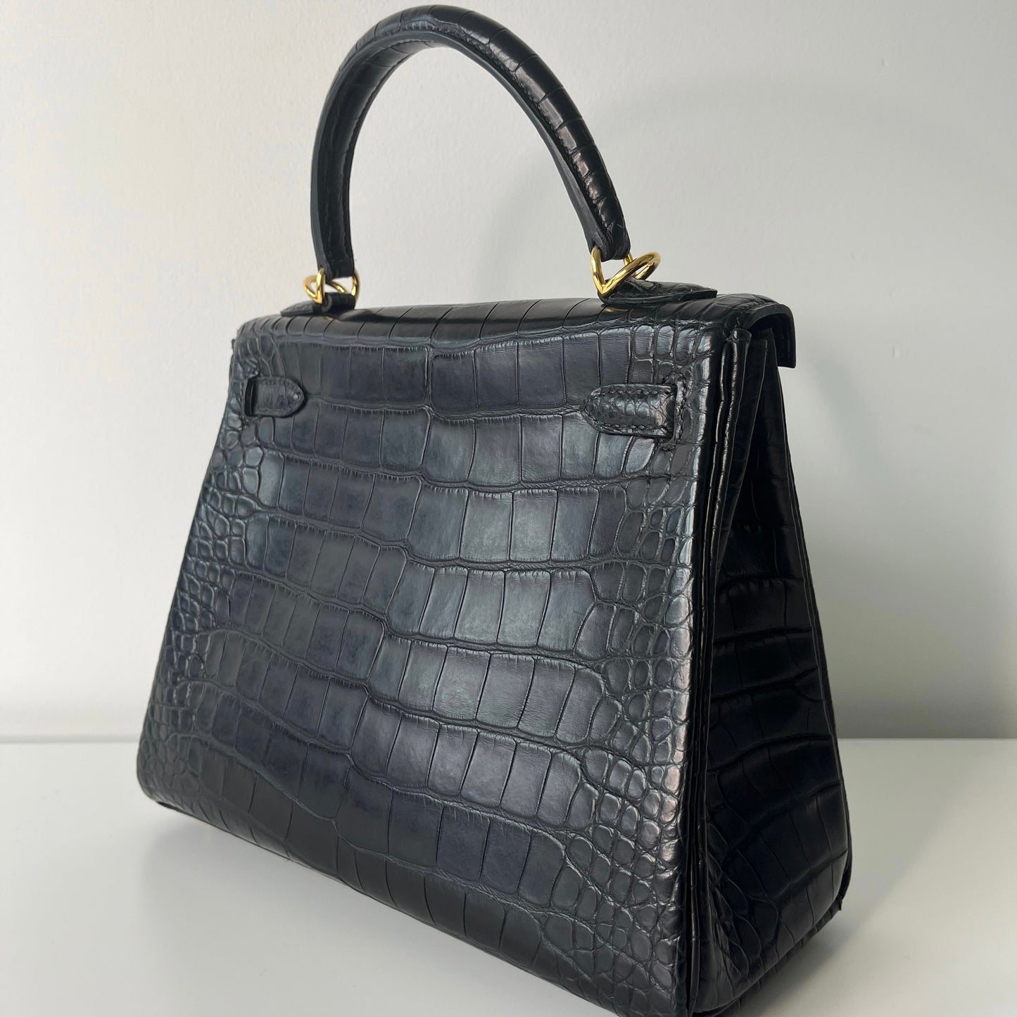 Hermes Kelly 25 Black Matte Crocodile Gold Hardware