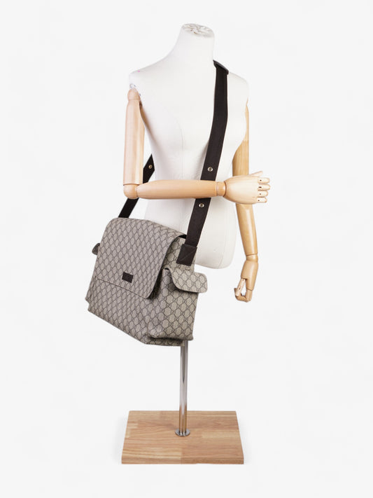 Gucci Baby Changing Bag GG Supreme / Brown Coated Canvas Medium