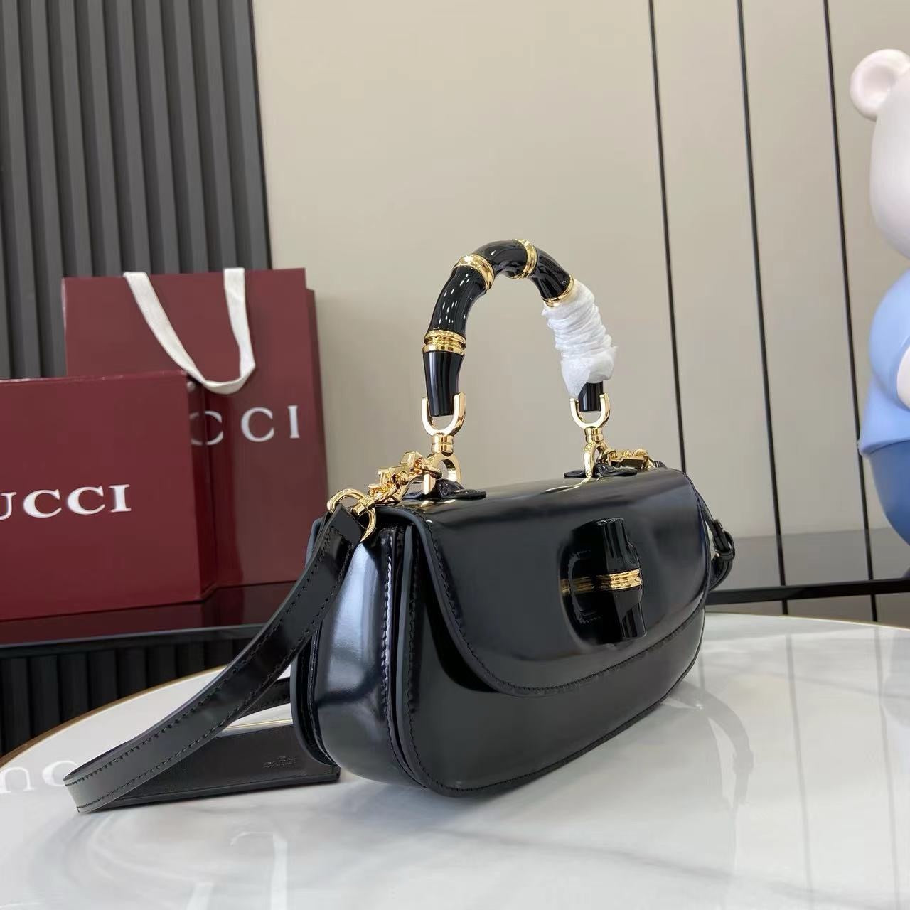 GC718 Gucci Bamboo Diva Medium Bag / 10.5"W x 5.1"H x 3.1"D / HIGHEST QUALITY VERSION