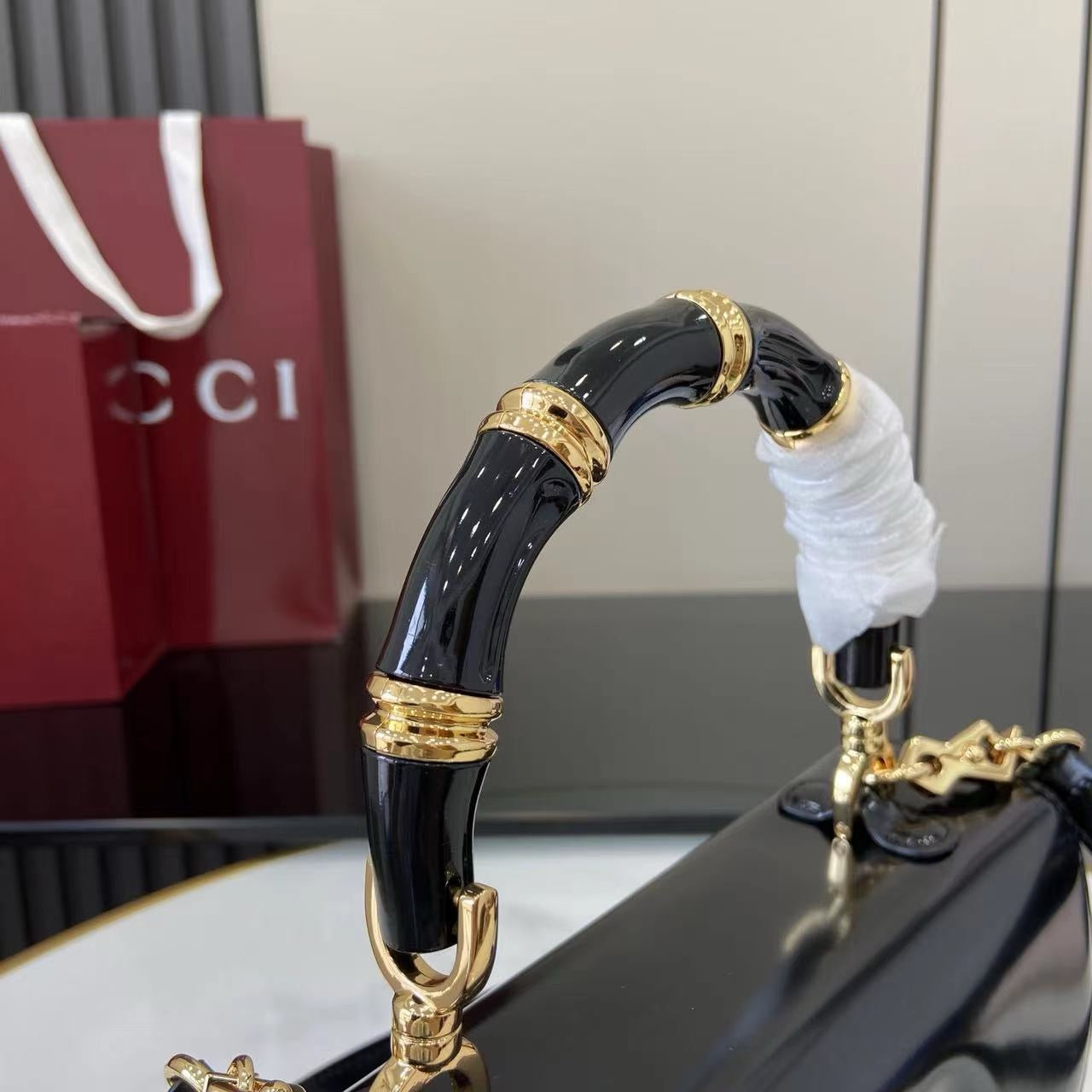 GC718 Gucci Bamboo Diva Medium Bag / 10.5"W x 5.1"H x 3.1"D / HIGHEST QUALITY VERSION