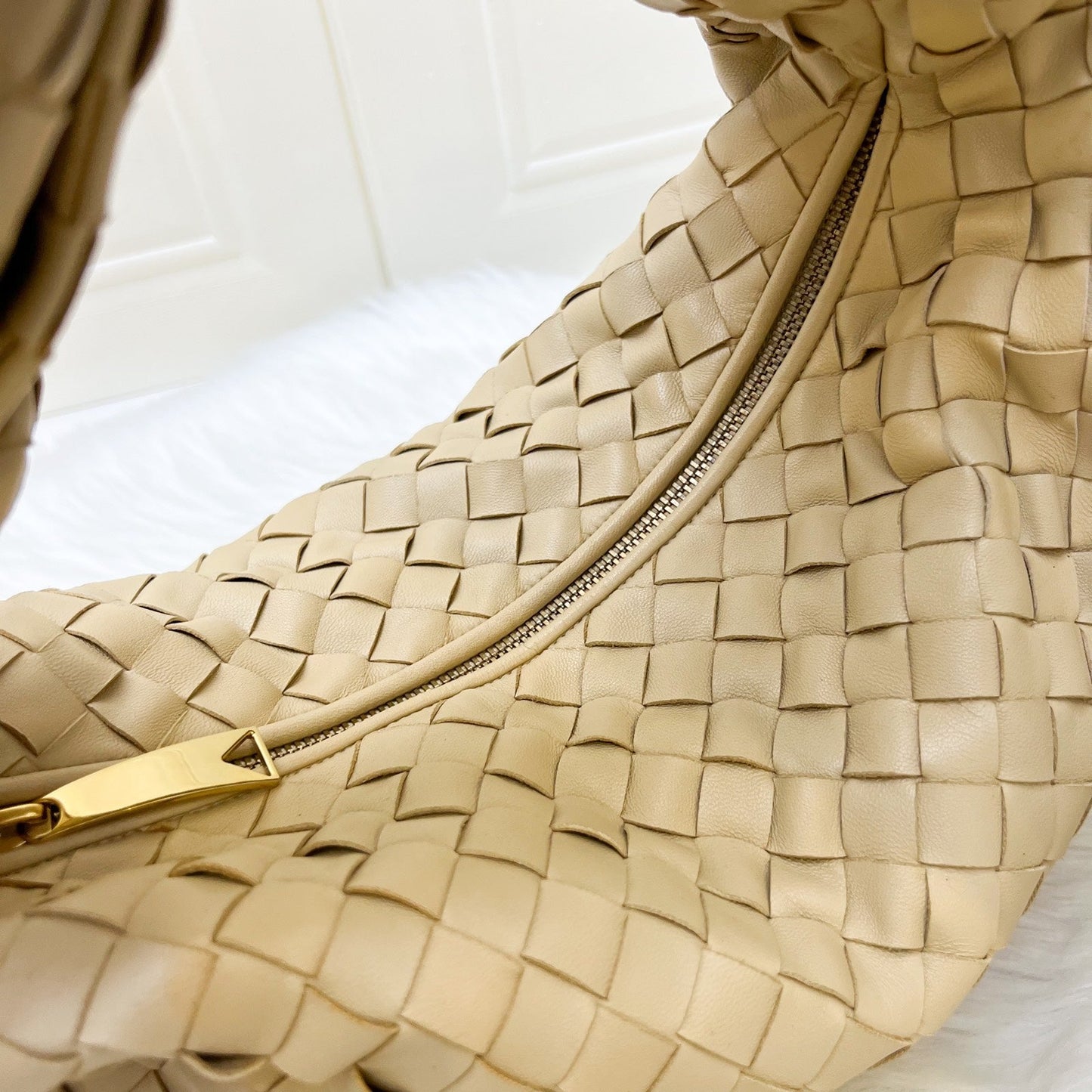 Bottega Veneta Teen (Current Small) Jodie Hobo Bag in Porridge (Light Beige) Intrecciato Lambskin and GHW