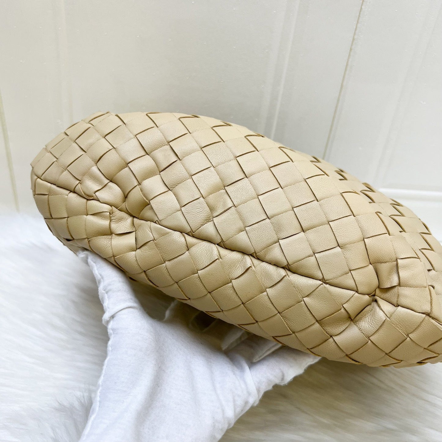 Bottega Veneta Teen (Current Small) Jodie Hobo Bag in Porridge (Light Beige) Intrecciato Lambskin and GHW