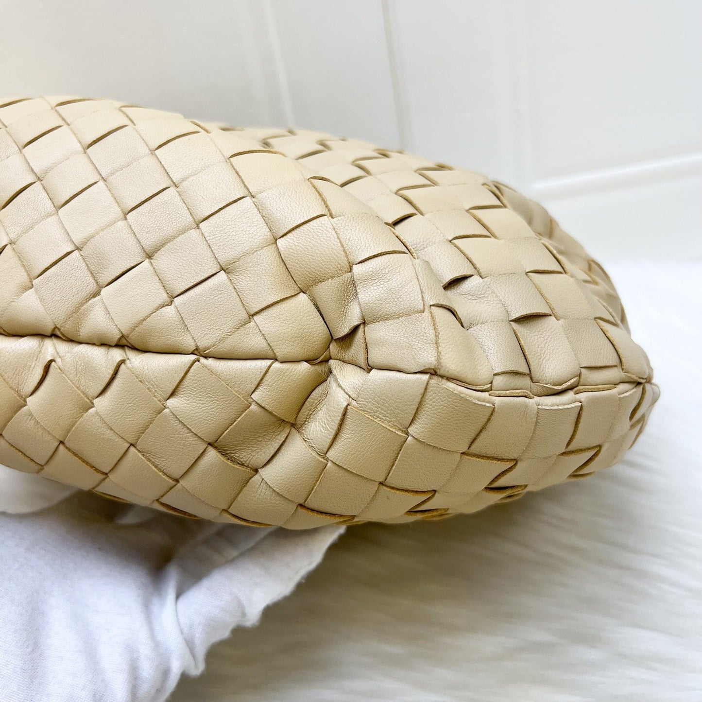 Bottega Veneta Teen (Current Small) Jodie Hobo Bag in Porridge (Light Beige) Intrecciato Lambskin and GHW